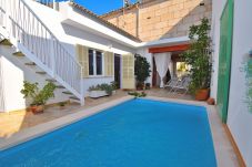 Huis in Santa Margalida - Can Cantino 213 fantástica casa de pueblo con piscina privada, aire acondicionado, terraza, barbacoa y WiFi