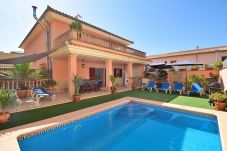Huis in Muro - Cas Barber 226 fantástica villa con piscina privada, terraza, barbacoa y WiFi