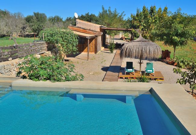  in Muro - Sa Casita 225 acogedora finca en la naturaleza, con piscina privada, jardín, barbacoa y WiFi