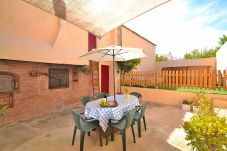 Huis in Petra - Es Forn 229 acogedora casa de pueblo con piscina privada, terraza y WiFi