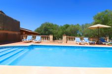 Finca in Campos - Can Guillem 415 finca rústica con piscina privada, terraza, aire acondicionado y WiFi