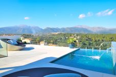 Huis in Buger - Montblau 049 exclusiva villa con piscina privada, jacuzzi, barbacoa y aire acondicionado