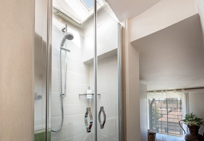 Appartement in Lucca - 2 Bedrooms Spacious Apartment with Elevator in Lucca Appartement in Lucca - 2 Bedrooms Spacious Apartment with Elevator in Lucca