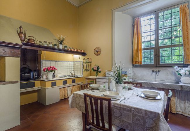 Appartement in Lucca -  CASA BEATRICE, Apartment with Private Garden inside the Walls of Lucca Appartement in Lucca -  CASA BEATRICE, Apartment with Private Garden inside the Walls of Lucca