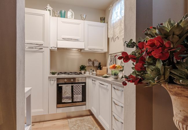 Appartement in Lucca - CASA UCCELLINI Apartment with a Romantic Terrace Appartement in Lucca - CASA UCCELLINI Apartment with a Romantic Terrace