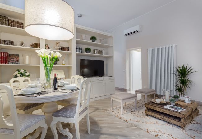 Appartement in Lucca - Ground Floor Historical Gem in the Heart of Lucca Appartement in Lucca - Ground Floor Historical Gem in the Heart of Lucca