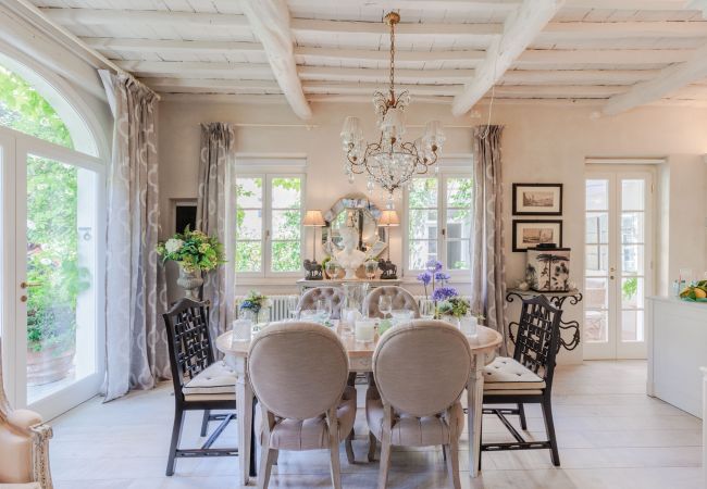 Appartement in Lucca - LA CASINA Luxury Home inside the Walls of Lucca with Garden, A/c, Wifi Appartement in Lucca - LA CASINA Luxury Home inside the Walls of Lucca with Garden, A/c, Wifi