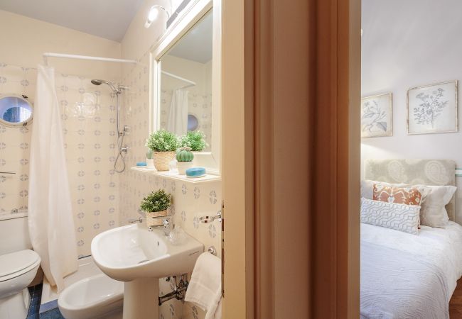 Appartement in Lucca - Romantic LUCCA apartment With View Over a Church Appartement in Lucca - Romantic LUCCA apartment With View Over a Church