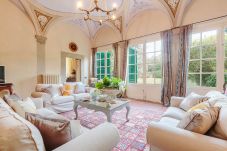 Villa in Gattaiola - Renaissance Villa with Pool in the Vineyards in Lucca
