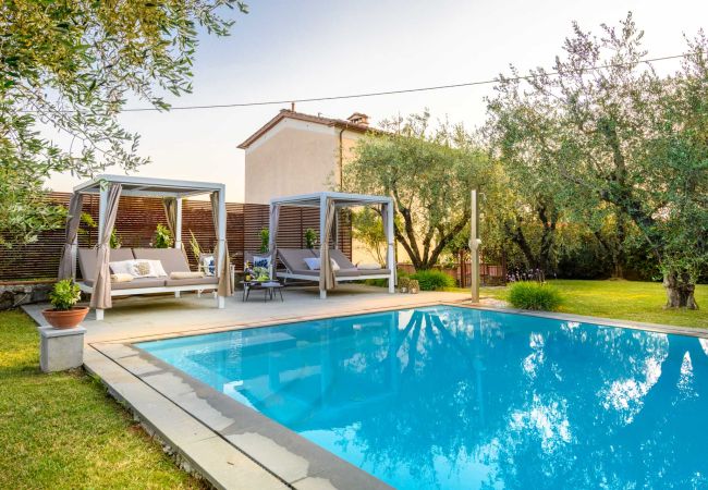 Villa in Lucca - A/C Villa with Amazing Views, SPA & Private Pool 