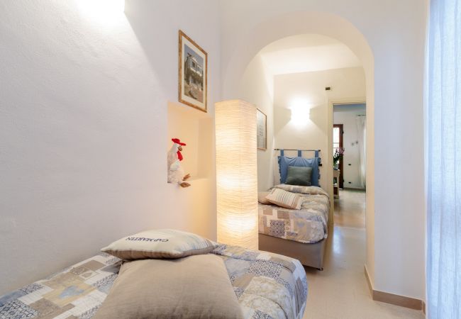 Villa in Viareggio - VILLA PAOLA house close to the Beach in VIAREGGIO Villa in Viareggio - VILLA PAOLA house close to the Beach in VIAREGGIO