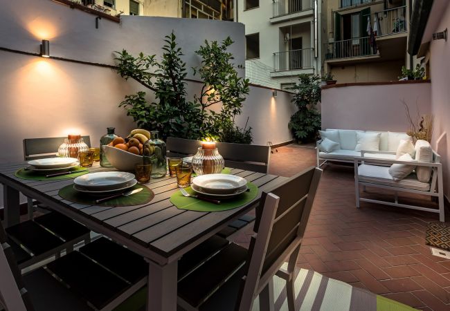 Villa in Viareggio - VILLA PAOLA house close to the Beach in VIAREGGIO Villa in Viareggio - VILLA PAOLA house close to the Beach in VIAREGGIO