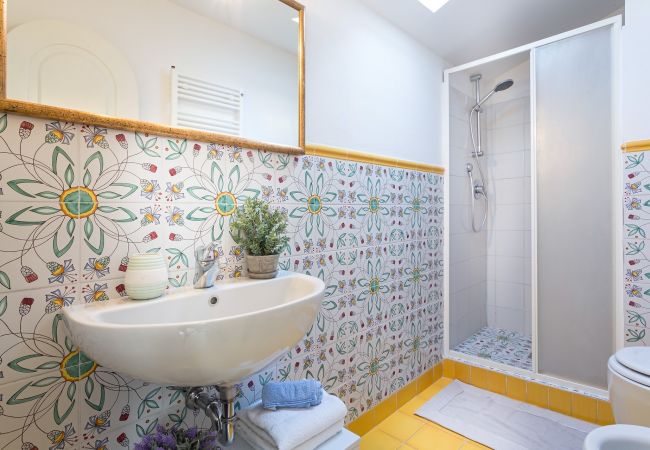 Villa in Viareggio - VILLA PAOLA house close to the Beach in VIAREGGIO Villa in Viareggio - VILLA PAOLA house close to the Beach in VIAREGGIO