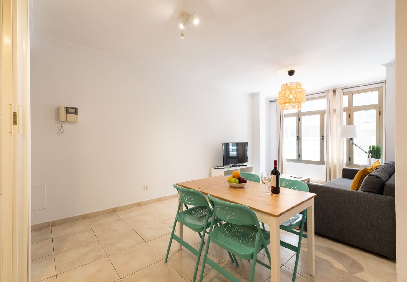 Huis in Las Palmas de Gran Canaria - Surf Beach Canteras & Parking By CanariasGetaway  Huis in Las Palmas de Gran Canaria - Surf Beach Canteras & Parking By CanariasGetaway