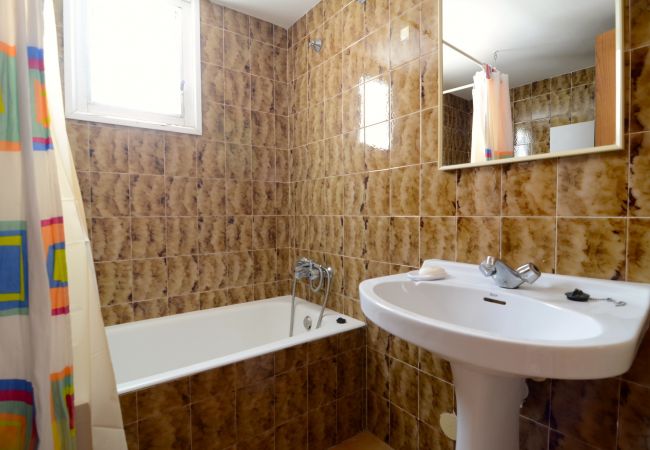 Appartement in L'Escala - APARTEMENT ALBATROS 2  3-1 Appartement in L'Escala - APARTEMENT ALBATROS 2  3-1