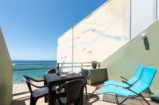 Huis in Las Palmas de Gran Canaria - Front line with nice terrace By CanariasGetaway 