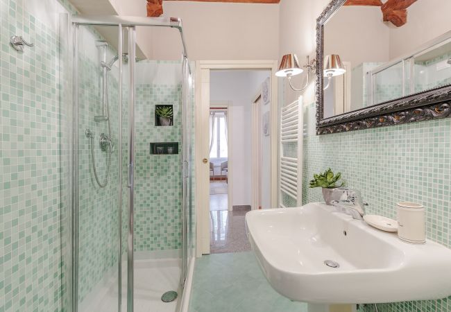 Appartement in Lucca - ARIAS APARTMENT in the iconic Piazza San Michele Appartement in Lucca - ARIAS APARTMENT in the iconic Piazza San Michele