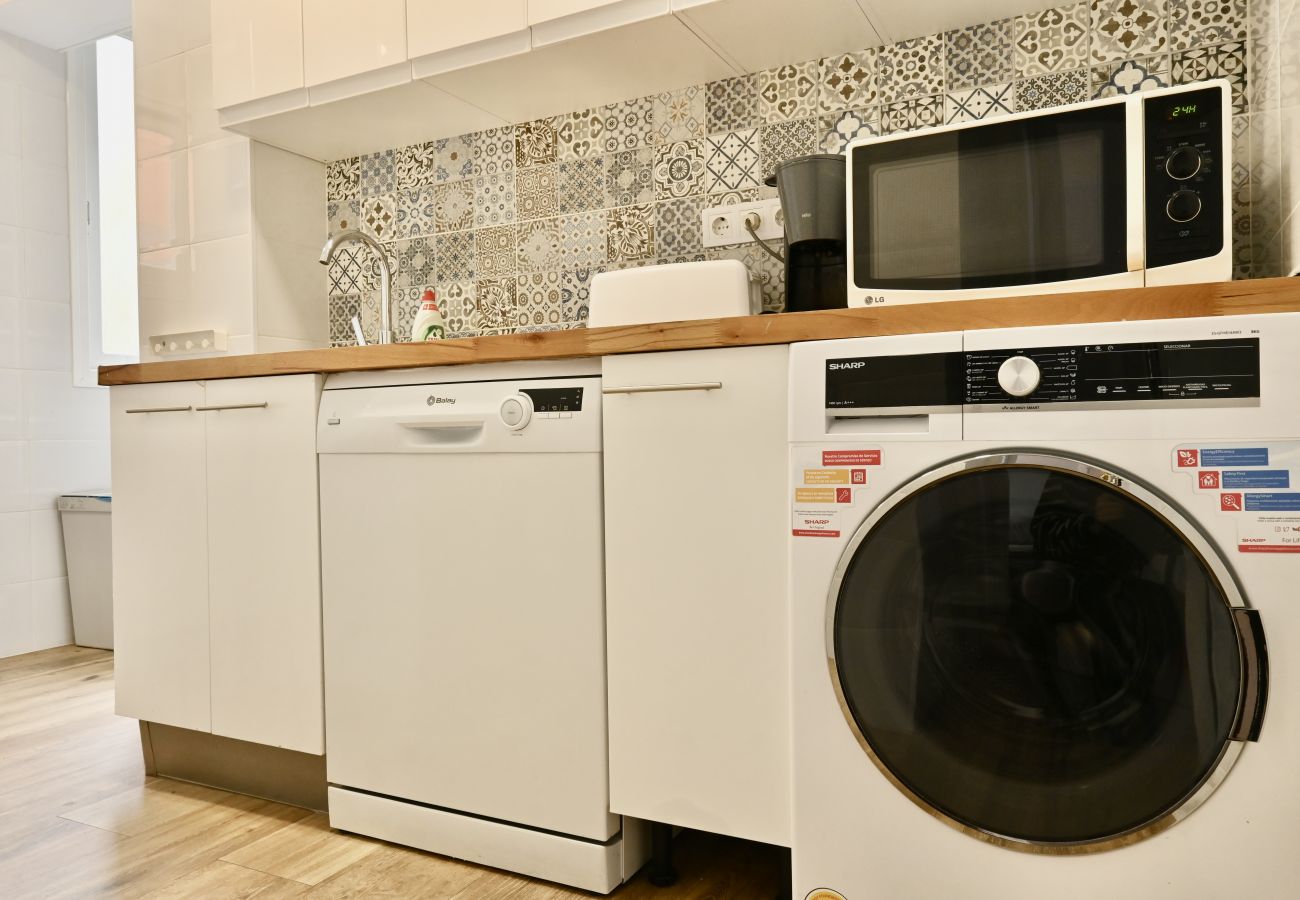 Appartement in Madrid - MADRID RIO - PALACIO REAL- HOSPITAL 12 OCTUBRE -3 ROOMS - 2 BATHROOMS.Temporal  Appartement in Madrid - MADRID RIO - PALACIO REAL- HOSPITAL 12 OCTUBRE -3 ROOMS - 2 BATHROOMS.Temporal