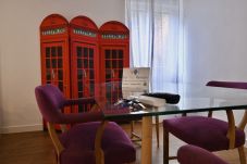 Appartement in Madrid - MADRID RIO - PALACIO REAL- HOSPITAL 12 OCTUBRE -3 ROOMS - 2 BATHROOMS