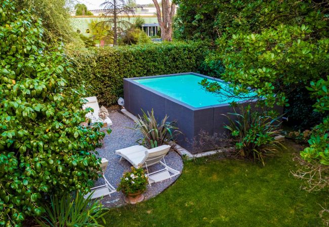 Villa in Montecarlo - VILLA GIANNA, the Secret Interior Designer's Private Retreat with Pool Villa in Montecarlo - VILLA GIANNA, the Secret Interior Designer's Private Retreat with Pool