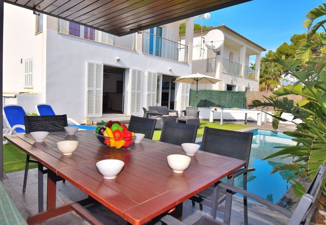 Rijhuis in Playa de Muro - Siulador 107 fantástica villa con piscina privada, terraza, mesa de billar, ping pong y aire acondicionado Rijhuis in Playa de Muro - Siulador 107 fantástica villa con piscina privada, terraza, mesa de billar, ping pong y aire acondicionado