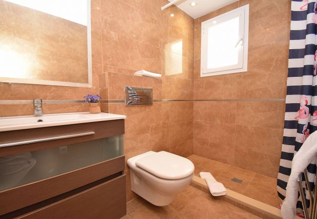 Rijhuis in Playa de Muro - Siulador 107 fantástica villa con piscina privada, terraza, mesa de billar, ping pong y aire acondicionado Rijhuis in Playa de Muro - Siulador 107 fantástica villa con piscina privada, terraza, mesa de billar, ping pong y aire acondicionado