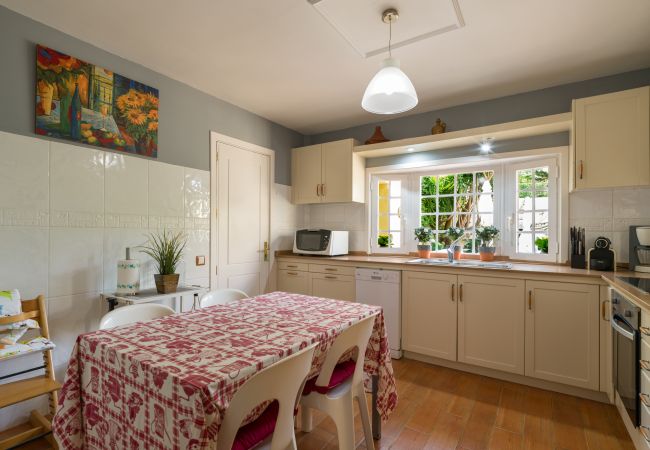 Huis in Santa Brígida - House with cozy garden BBQ  Huis in Santa Brígida - House with cozy garden BBQ