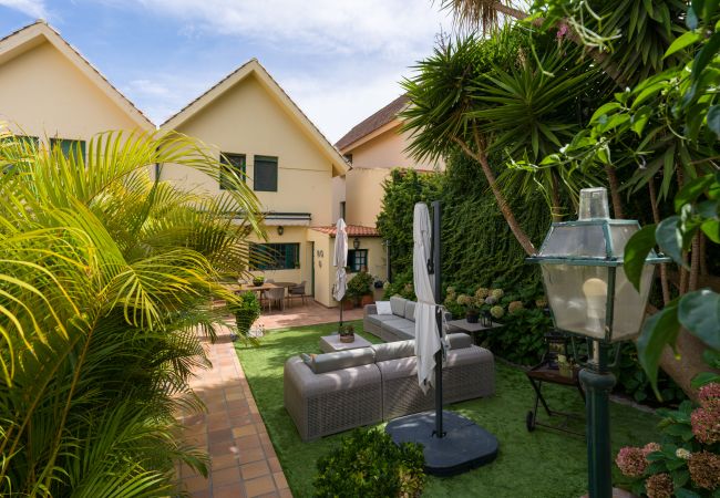Huis in Santa Brígida - House with cozy garden BBQ  Huis in Santa Brígida - House with cozy garden BBQ