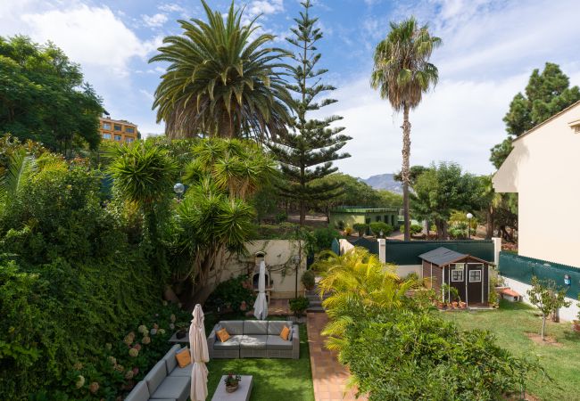 Huis in Santa Brígida - House with cozy garden BBQ  Huis in Santa Brígida - House with cozy garden BBQ