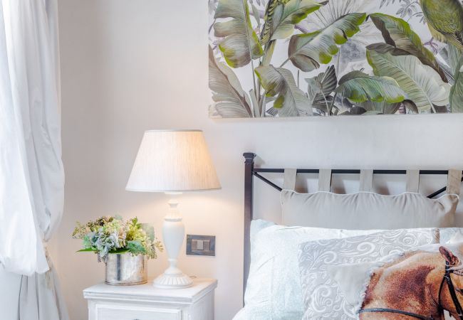 Villa in Vorno - RIO DELLE FATE, a Fairytale Home along the Stream in Vorno, Lucca Villa in Vorno - RIO DELLE FATE, a Fairytale Home along the Stream in Vorno, Lucca