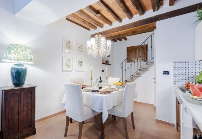 Villa in Vorno - RIO DELLE FATE, a Fairytale Home along the Stream in Vorno, Lucca Villa in Vorno - RIO DELLE FATE, a Fairytale Home along the Stream in Vorno, Lucca