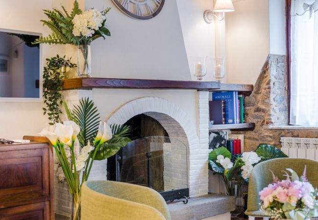 Villa in Vorno - RIO DELLE FATE, a Fairytale Home along the Stream in Vorno, Lucca Villa in Vorno - RIO DELLE FATE, a Fairytale Home along the Stream in Vorno, Lucca