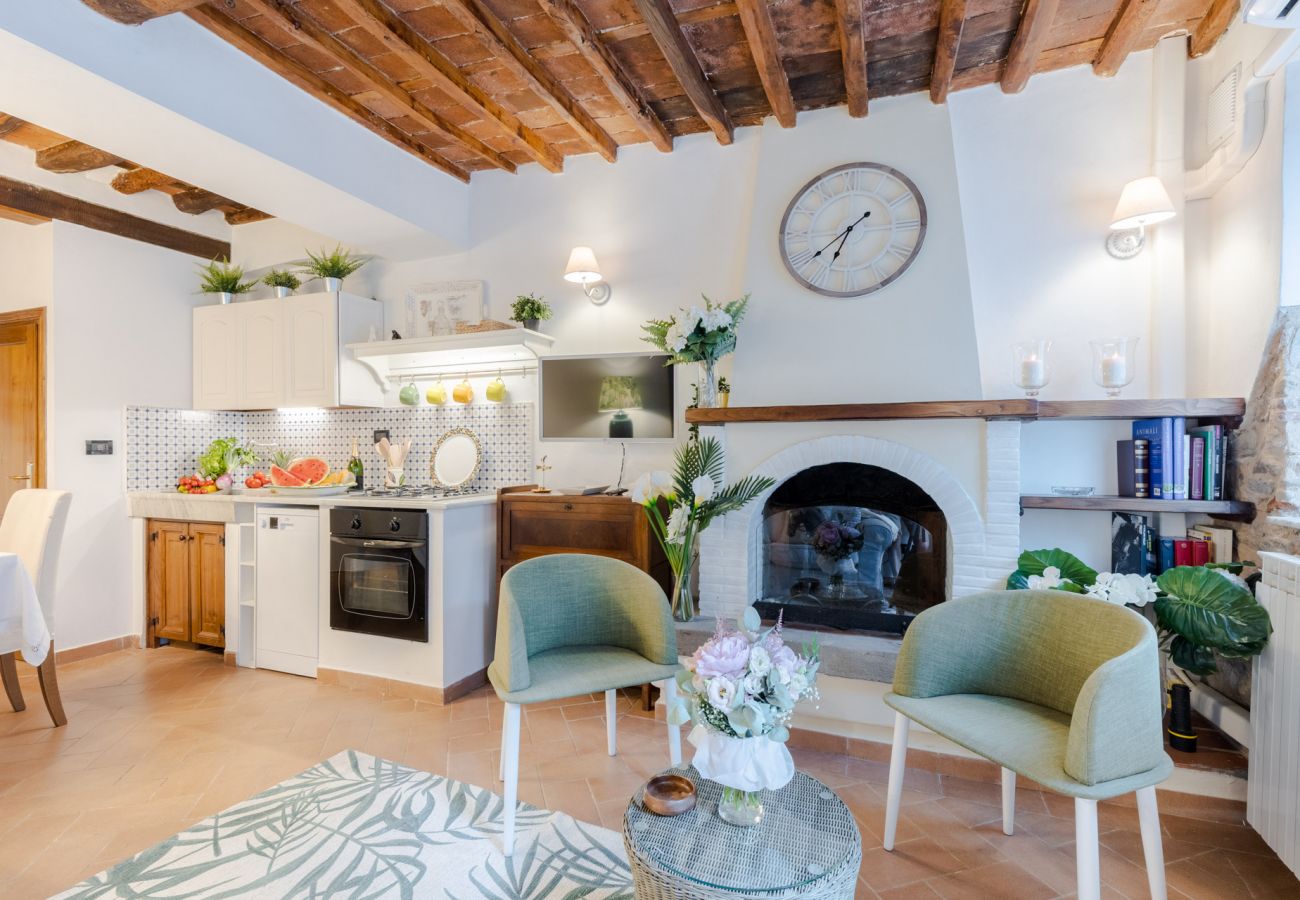 Villa in Vorno - RIO DELLE FATE, a Fairytale Home along the Stream in Vorno, Lucca Villa in Vorno - RIO DELLE FATE, a Fairytale Home along the Stream in Vorno, Lucca