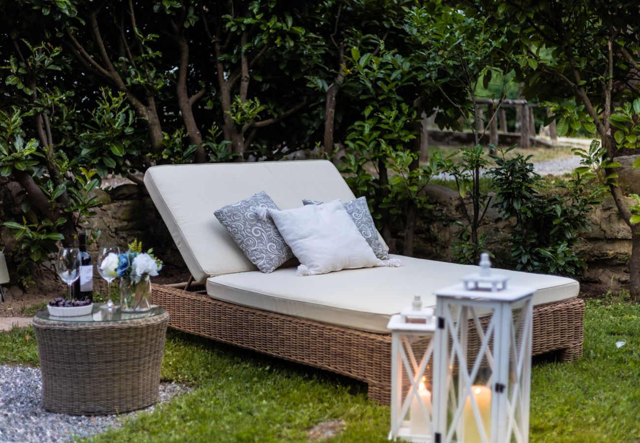 Villa in Vorno - RIO DELLE FATE, a Fairytale Home along the Stream in Vorno, Lucca Villa in Vorno - RIO DELLE FATE, a Fairytale Home along the Stream in Vorno, Lucca