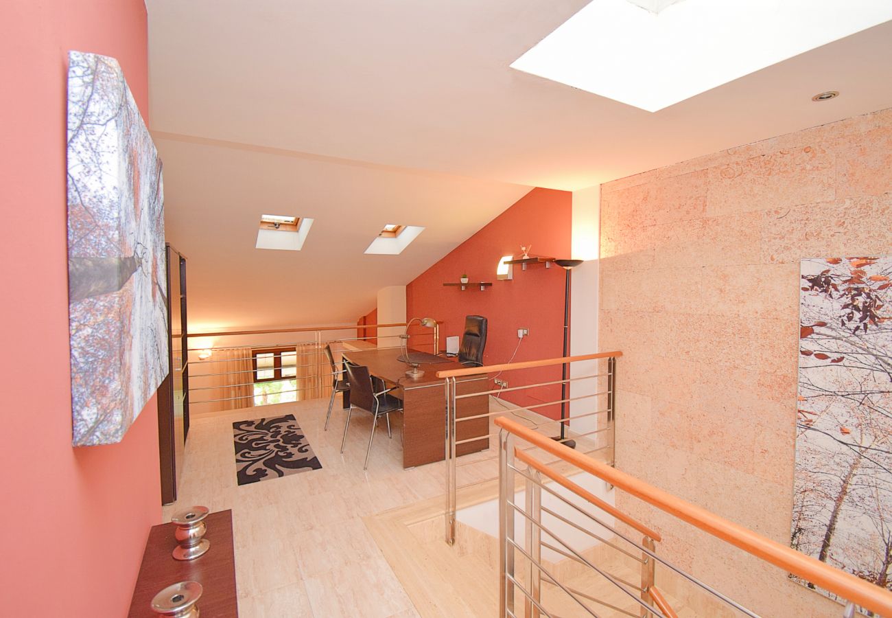 Huis in Muro - Capavila 196 fantástica villa con piscina privada, terraza, aire acondicionado y WiFi Huis in Muro - Capavila 196 fantástica villa con piscina privada, terraza, aire acondicionado y WiFi