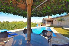 Finca in Ariany - Can Xisco Domatiga 250, Villa de piedra con piscina e internet de alta velocidad