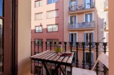 Appartement in Barcelona - TURO PARK, precioso apartamento con balcón