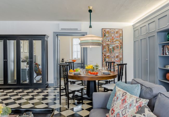 Appartement in Lucca - Smart and Luxury 2 bedrooms 2 bathrooms first floor apartment centrally located inside the walls of Lucca Appartement in Lucca - Smart and Luxury 2 bedrooms 2 bathrooms first floor apartment centrally located inside the walls of Lucca
