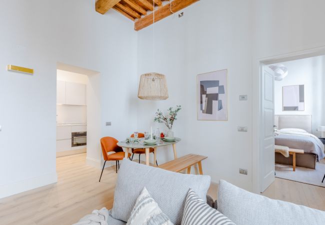 Appartement in Lucca - Casa Lazzaro Contemporary Ground Floor Apartment inside the walls of Lucca Appartement in Lucca - Casa Lazzaro Contemporary Ground Floor Apartment inside the walls of Lucca