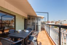 Appartement in Barcelona - ATIC, PRIVATE TERRACE, 2 BEDROOMS