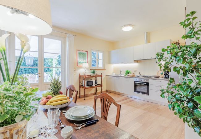 Villa in Lucca - Charming Cottage with Private Pool in Lucca Villa in Lucca - Charming Cottage with Private Pool in Lucca