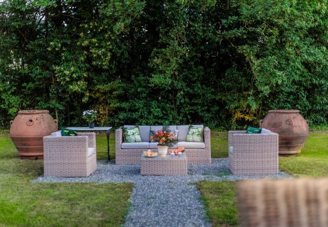 Villa in Lucca - Charming Cottage with Private Pool in Lucca Villa in Lucca - Charming Cottage with Private Pool in Lucca