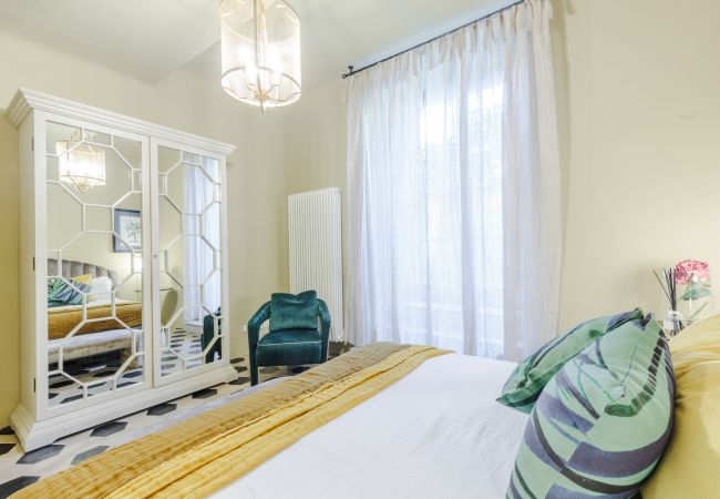 Appartement in Lucca - Vissi D'Arte, a Luxury Ground Floor Apartment with Private Garden inside the Walls of Lucca Appartement in Lucca - Vissi D'Arte, a Luxury Ground Floor Apartment with Private Garden inside the Walls of Lucca