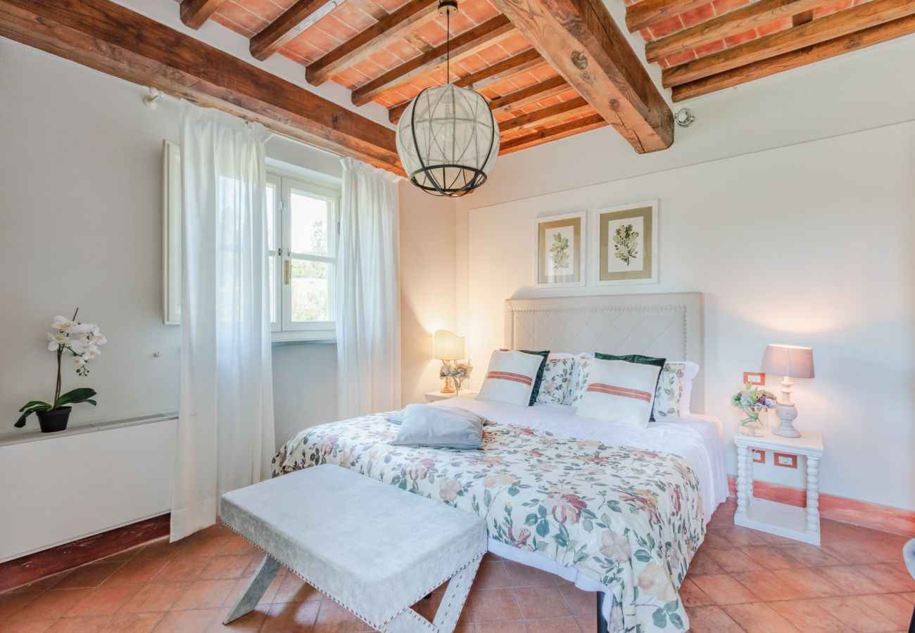 Appartement in Monte San quirico - Elisa Farmhouse Apartment in Wine Resort in Lucca Appartement in Monte San quirico - Elisa Farmhouse Apartment in Wine Resort in Lucca