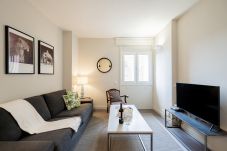 Appartement in Madrid - Apartamento Chamartín Garaje&Piscina&Gimnasio PXII92