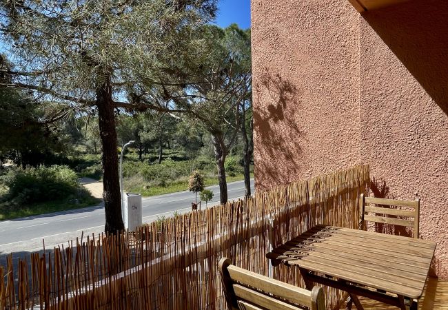 Studio in Pals - ESTUDI SWING Studio in Pals - ESTUDI SWING