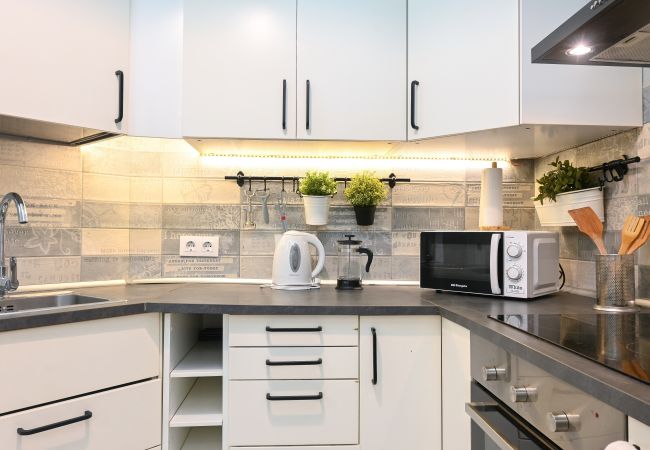 Appartement in Madrid - Moderno y elegante ap. Barrio Ibiza Temporal Appartement in Madrid - Moderno y elegante ap. Barrio Ibiza Temporal