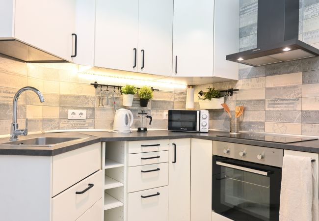 Appartement in Madrid - Moderno y elegante ap. Barrio Ibiza Temporal Appartement in Madrid - Moderno y elegante ap. Barrio Ibiza Temporal