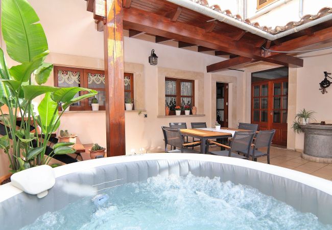  in Santa Margalida - Can Peredjal 263 acogedora casa con jacuzzi, ping pong y aire acondicionado