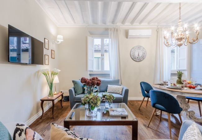 Appartement in Lucca - 3 bedrooms Apartment by the Lucca Cathedral Appartement in Lucca - 3 bedrooms Apartment by the Lucca Cathedral